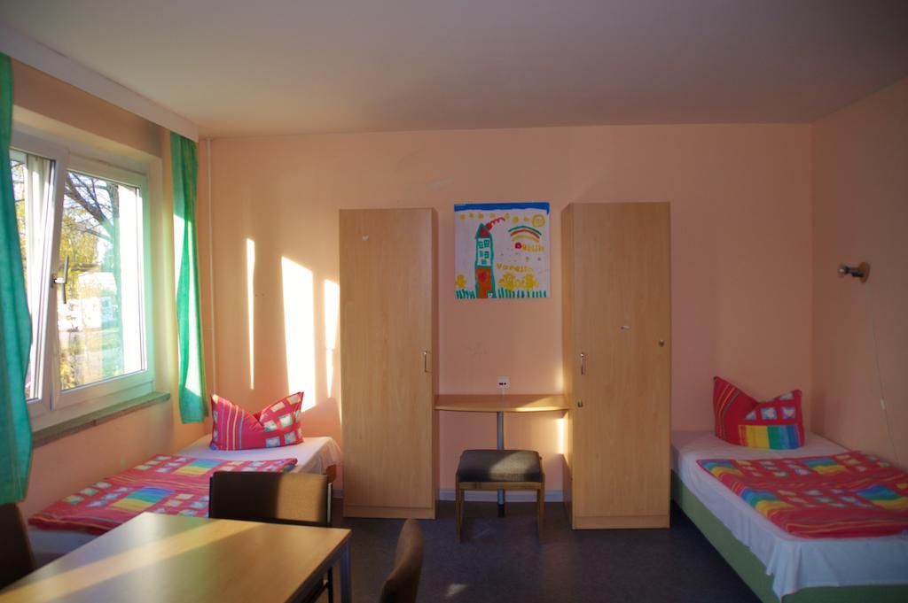 Hostel Pro-social